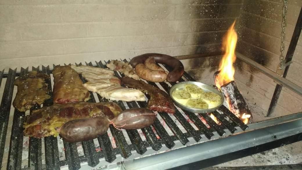Posada Quinta Pata Ezeiza Zewnętrze zdjęcie