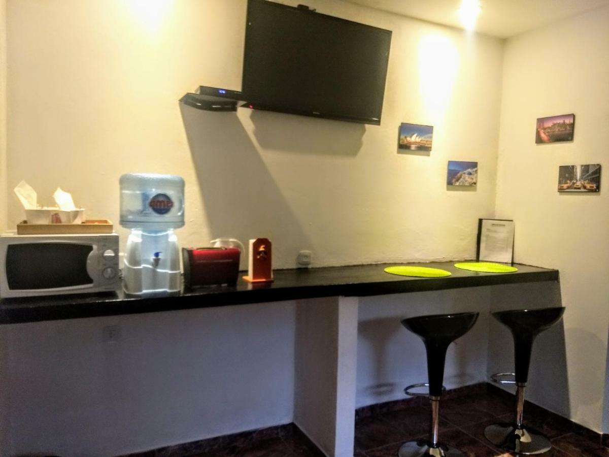 Posada Quinta Pata Ezeiza Zewnętrze zdjęcie